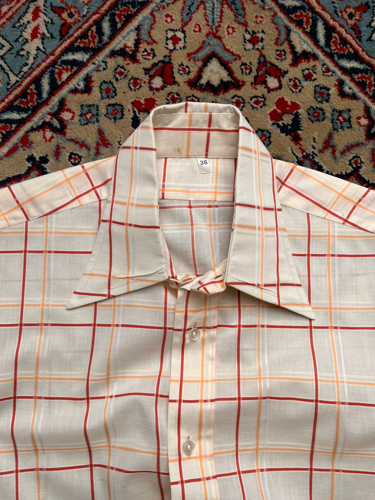 Vintage Retro 70s Style Plaid Button Down cinched Shirt