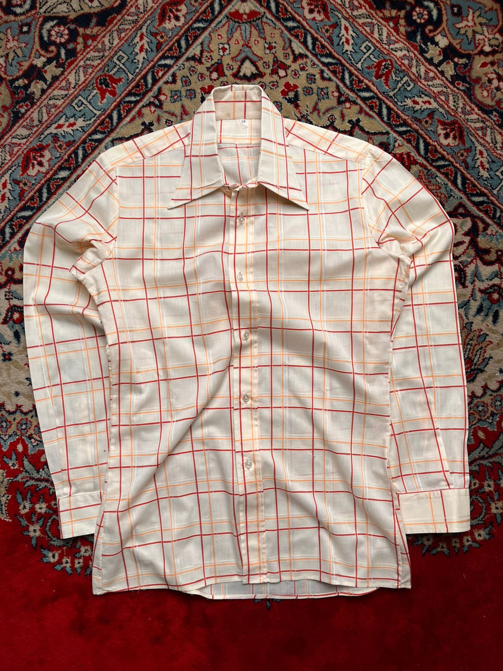 Vintage Retro 70s Style Plaid Button Down cinched Shirt