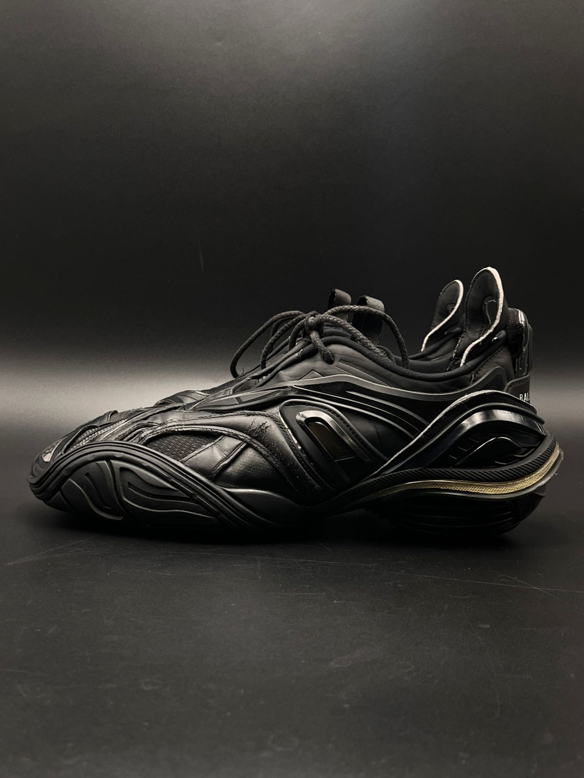 BALENCIAGA TYREX LOW-TOP BLACK SNEAKERS - 45