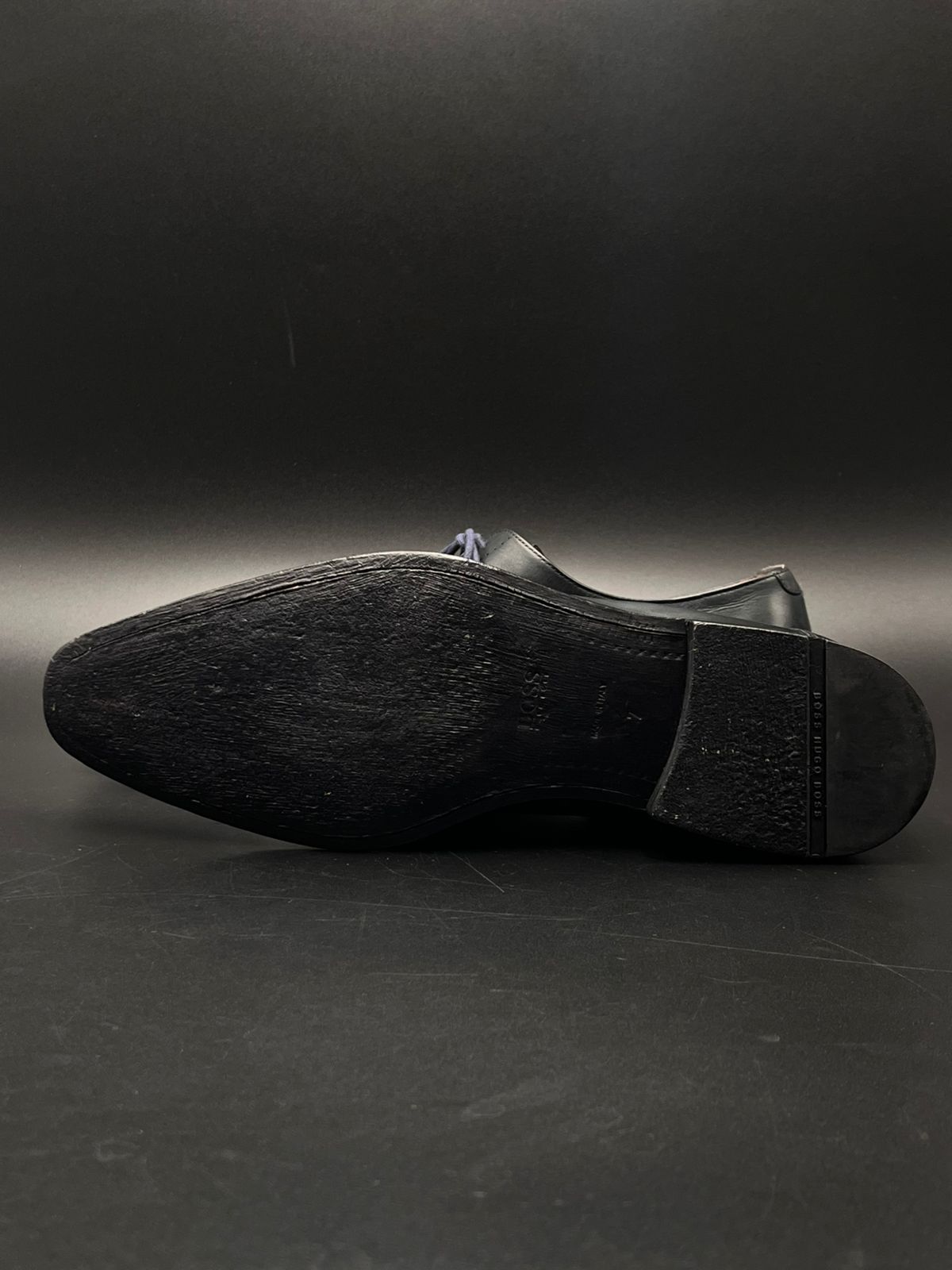 HUGO BOSS Black/Green Leather Medallion Oxfords