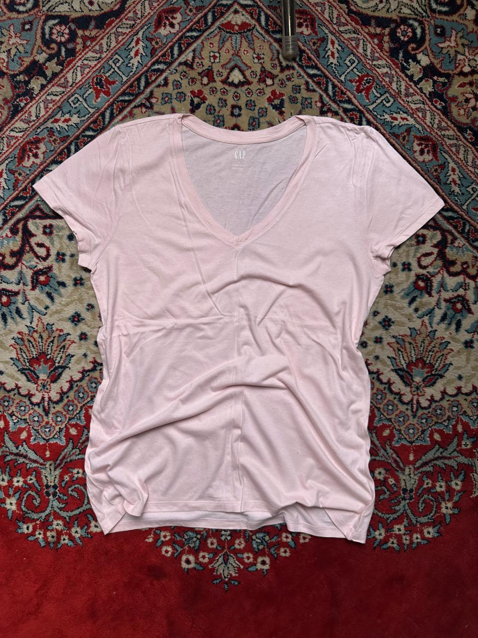 GAP BABY PINK V-NECK SLIM FIT Women TEE - L