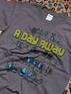 VINTAGE GILDAN PRINTED TEE
