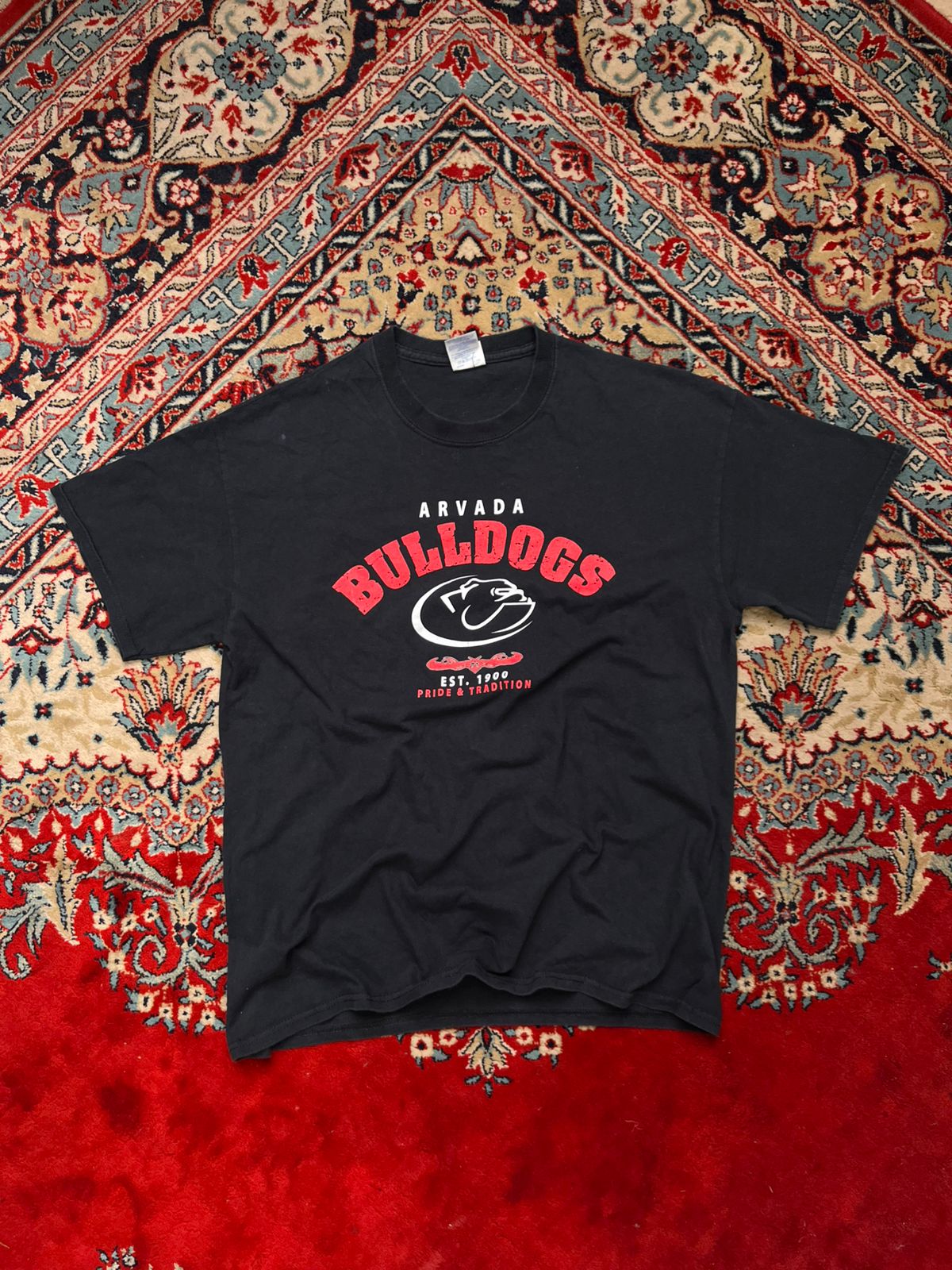 Gildan Heavy Arvada Bulldogs Black Graphic RELAXED FIT TEE