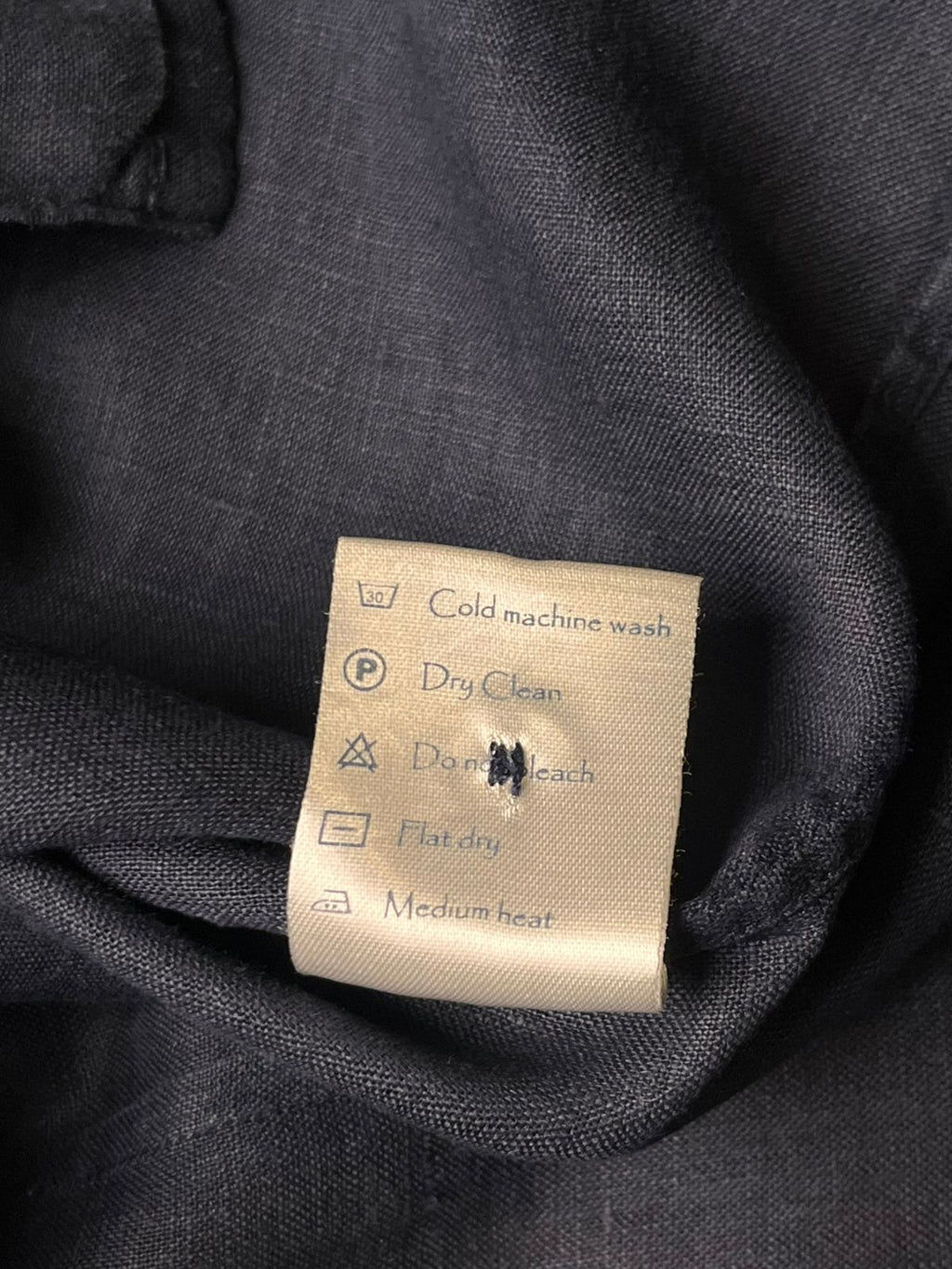 ABOVE THE CLOUDS  Navy Blue Linen BUTTON DOWN SHIRT