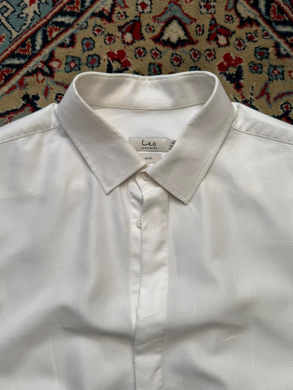 LEO Leonardo White Textured Slim Fit BUTTON DOWN SHIRT