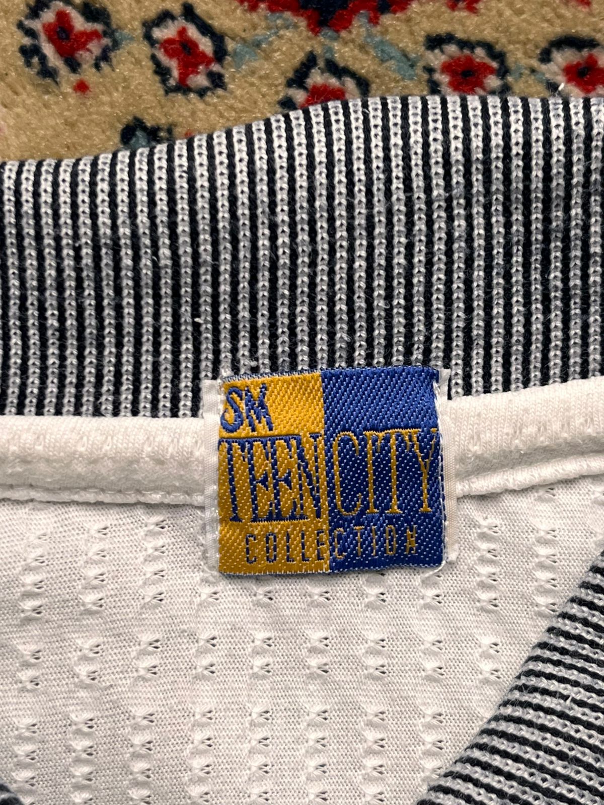 Teen City Collection White Textured KNITTED Polo TEE
