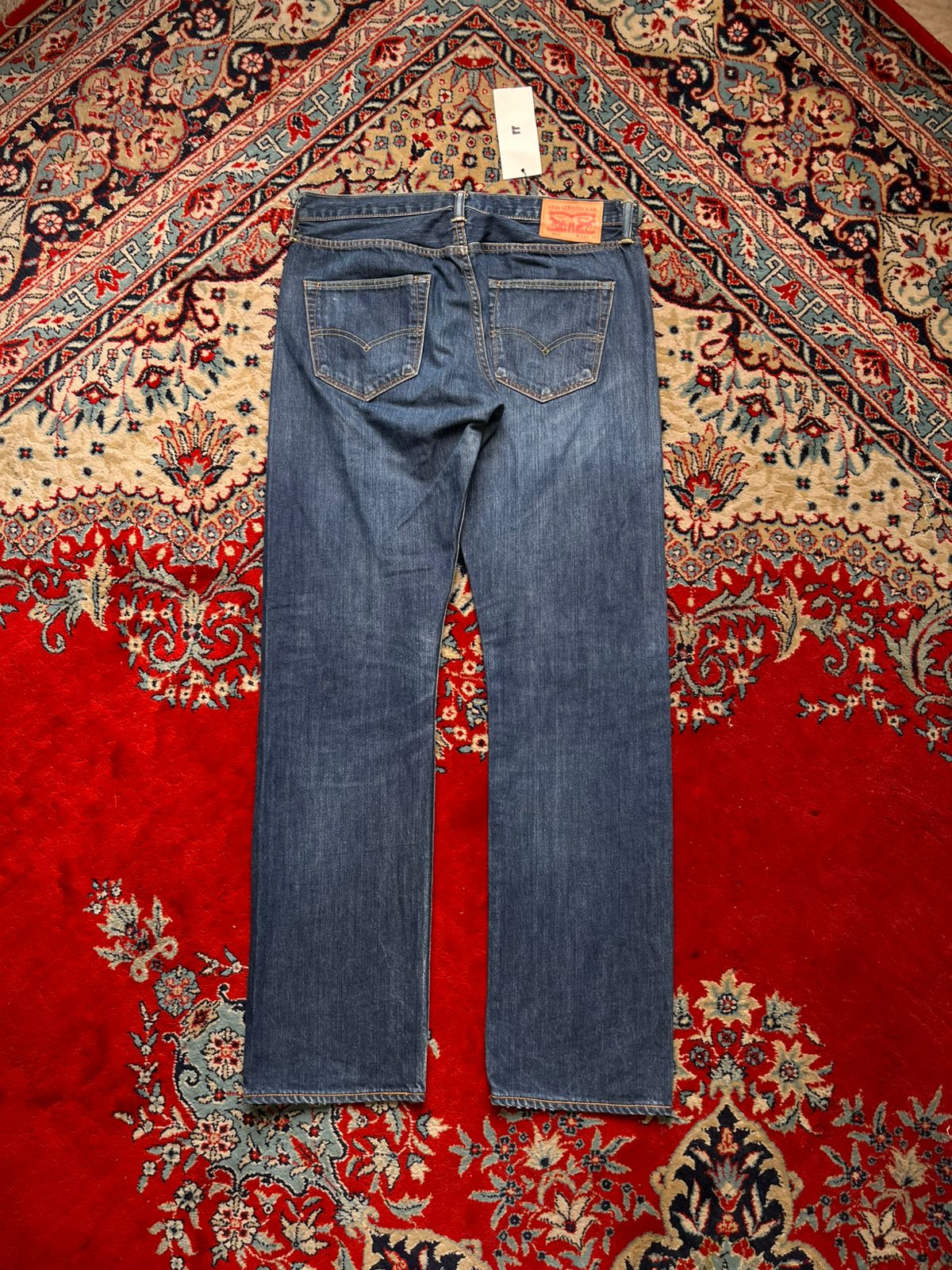 LEVIS 501 ORIGINAL STRAIGHT FIT DARK WASH DENIM JEANS - 34