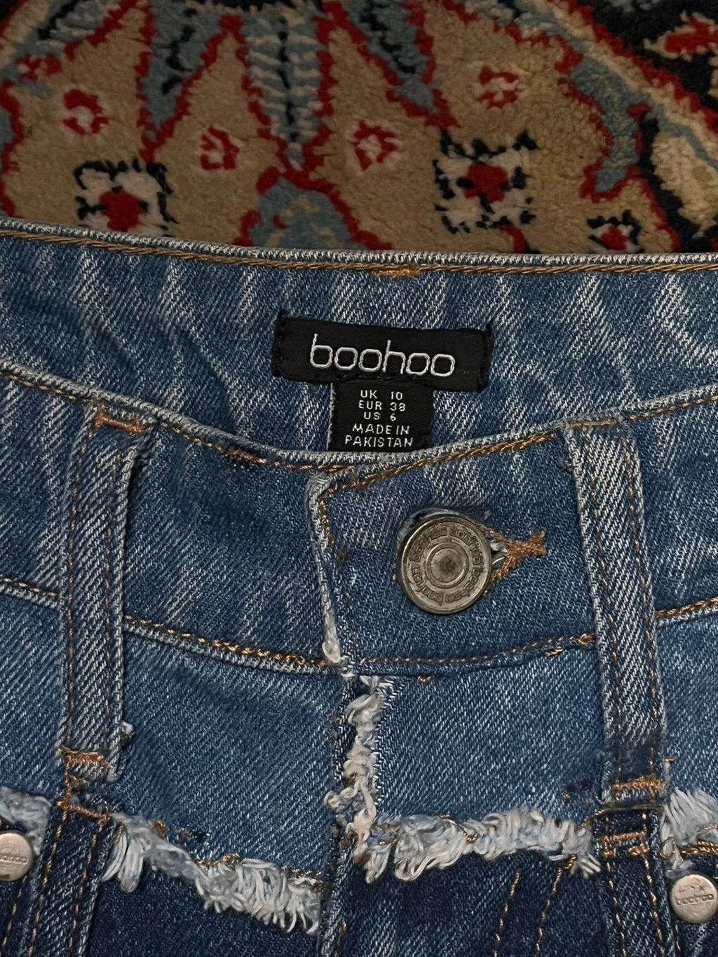 BOOHOO Double Waistband Frayed JEANS