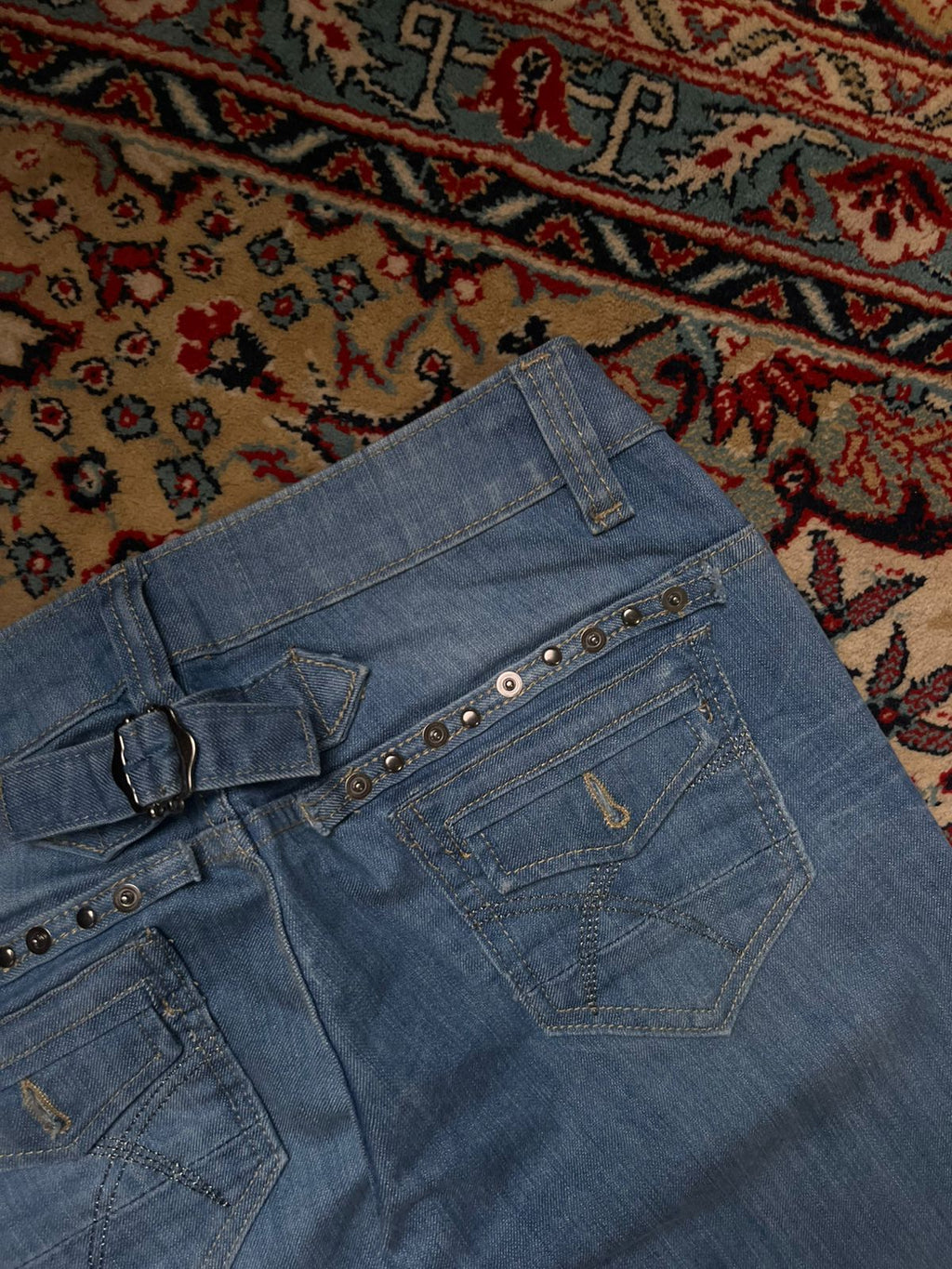 VINTAGE ACCESTAR STUDDED CINCH BACK FLARE BLUE DENIM JEANS