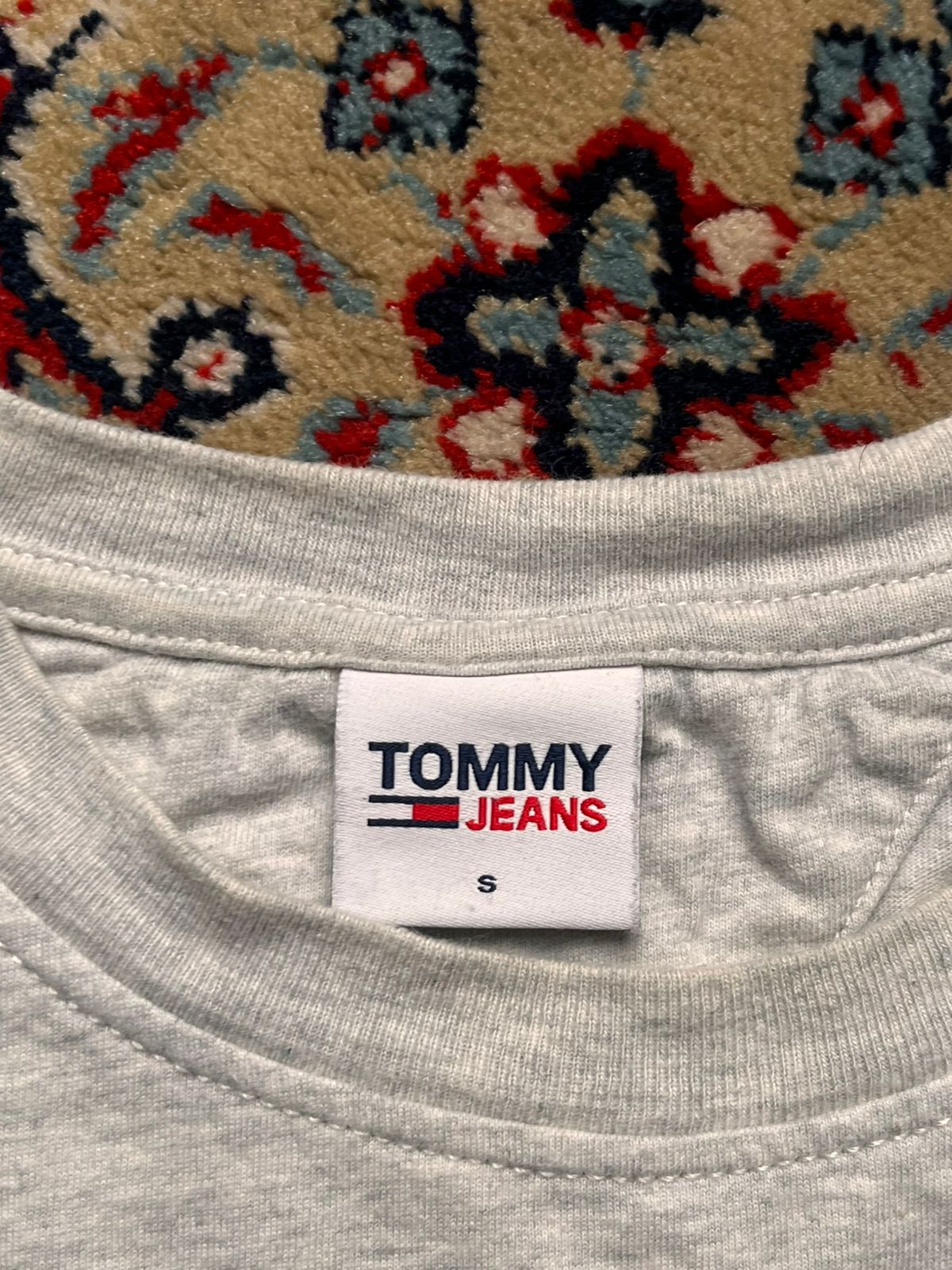 TOMMY JEANS HEATHER GREY SLIM FIT TEE