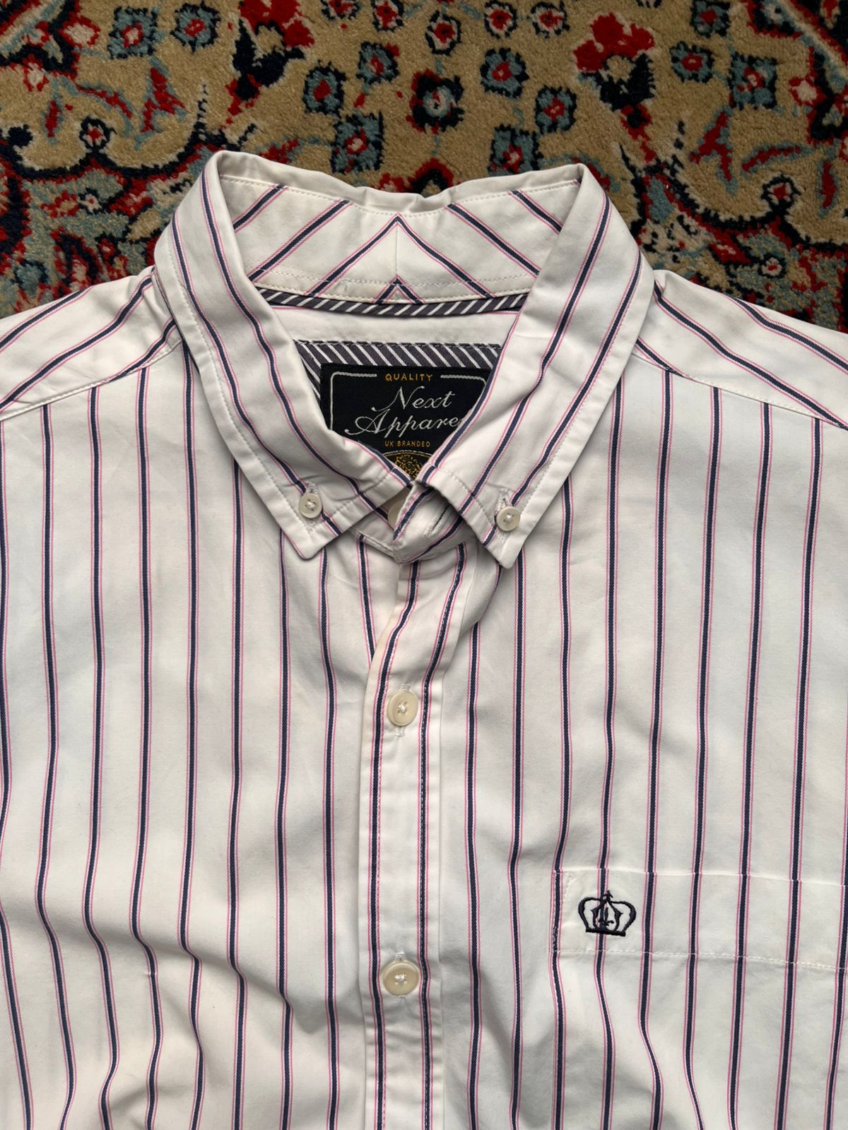 NEXT APPAREL SLIM FIT WHITE STRIPED BUTTON DOWN SHIRT