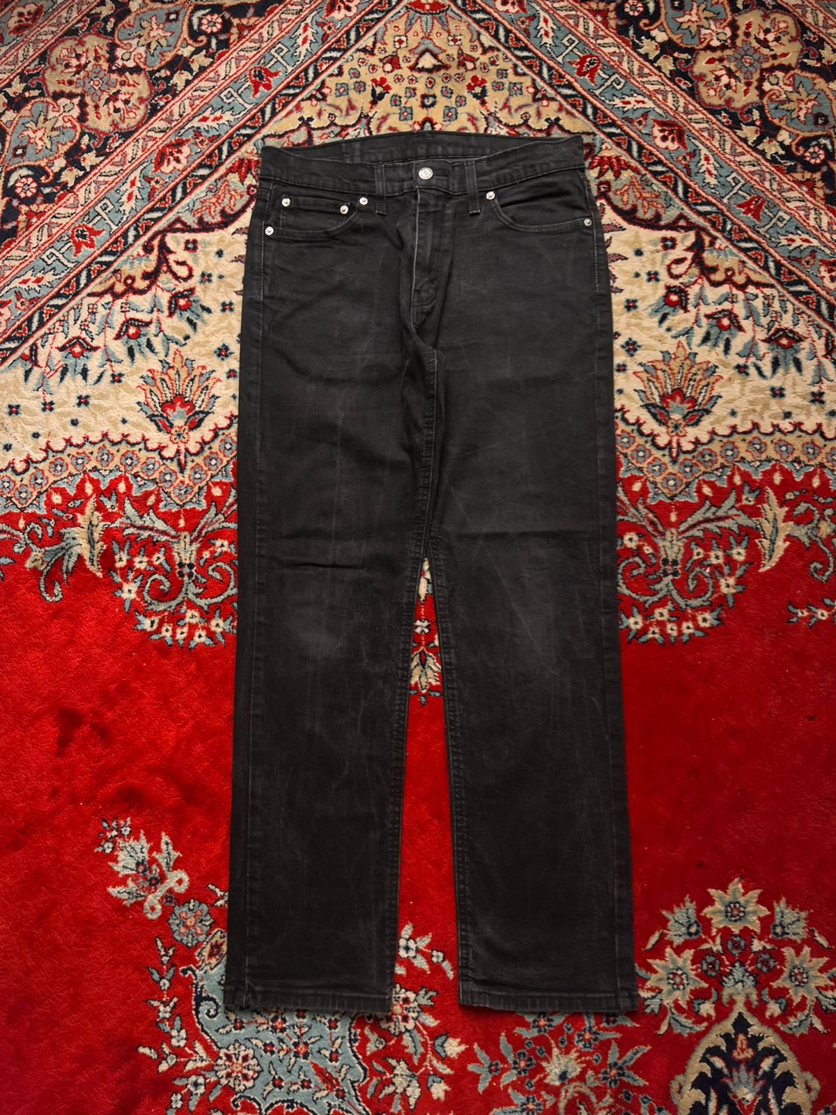Levi’s 541 Athletic Taper STRAIGHT FIT Black Washed Jeans - 32