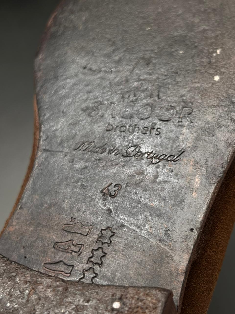 Sacoôr Brothers Men's Brown Suede Penny Loafers