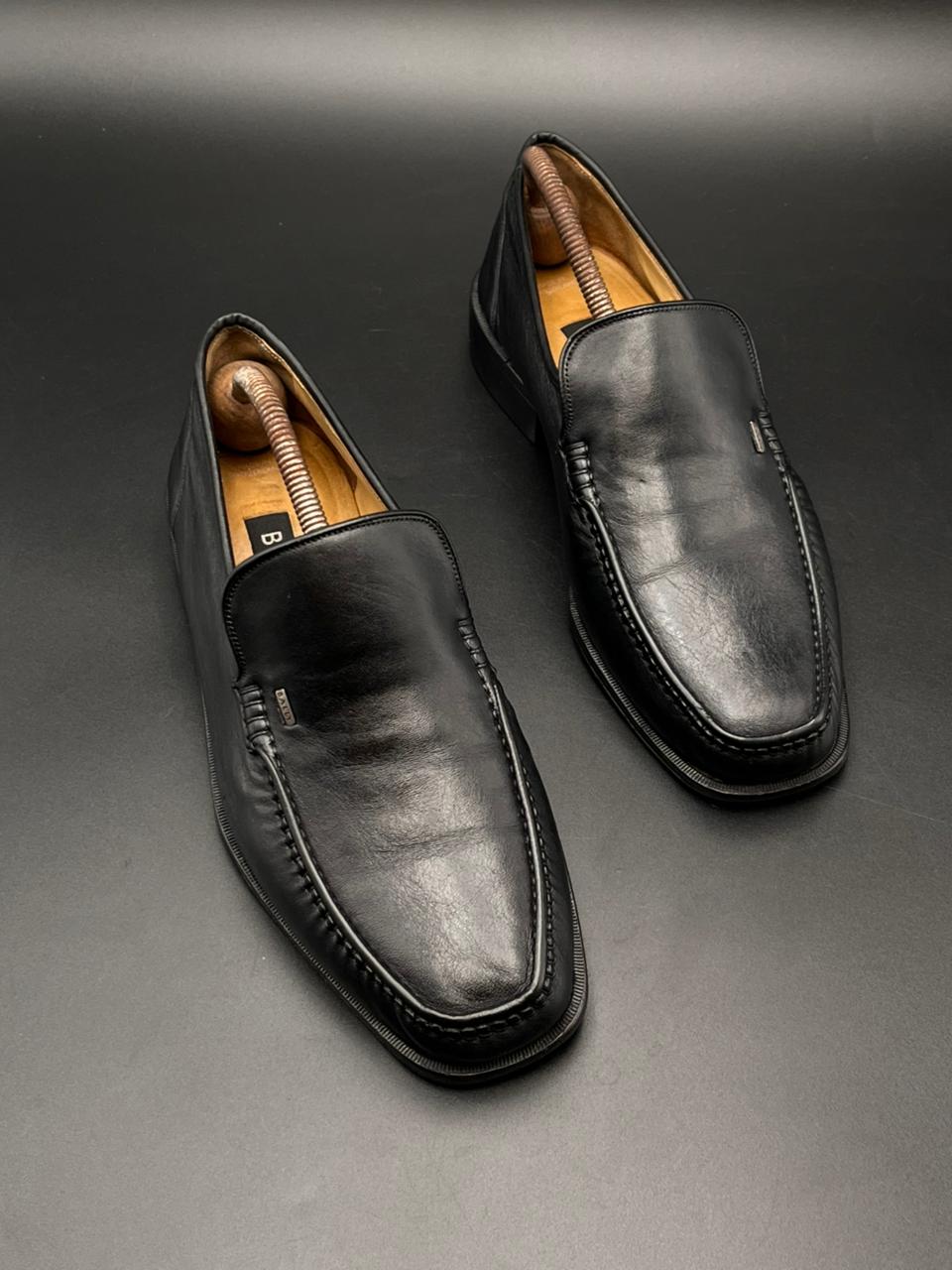 Bally Black Leather Apron Toe Loafers