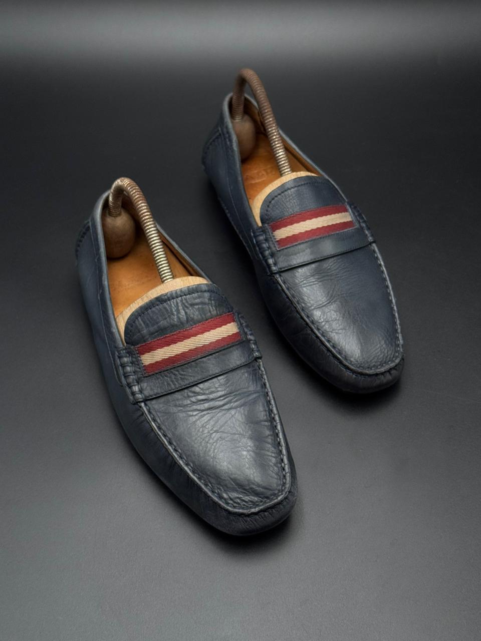 Bally Switzerland Men's Blue Leather Penny Loafers