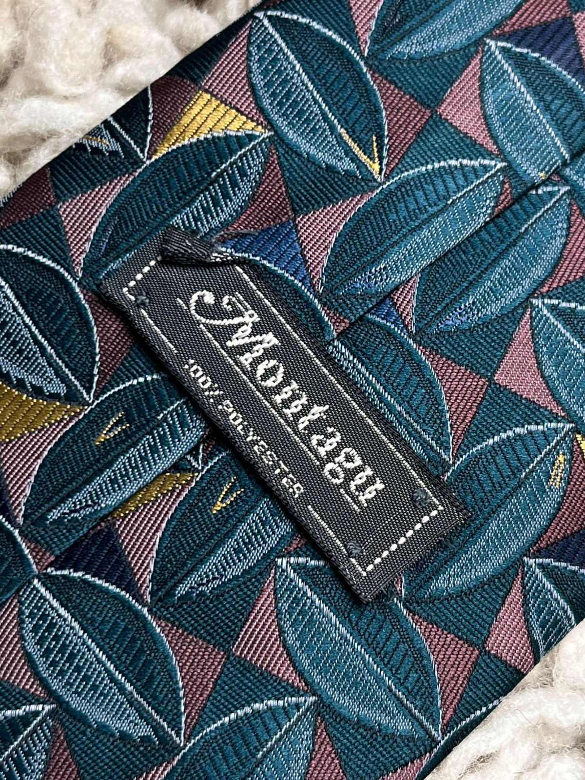 Montague Polyester Teal Green Burgundy Geometric Leaf Pattern Tie