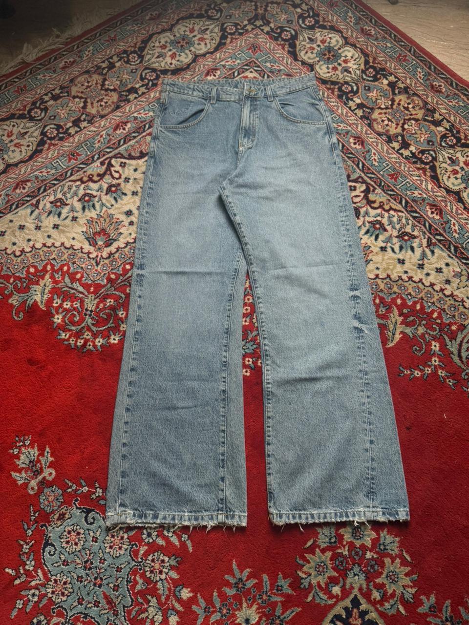 Vintage Light Washed BLUE Baggy Jeans - 32
