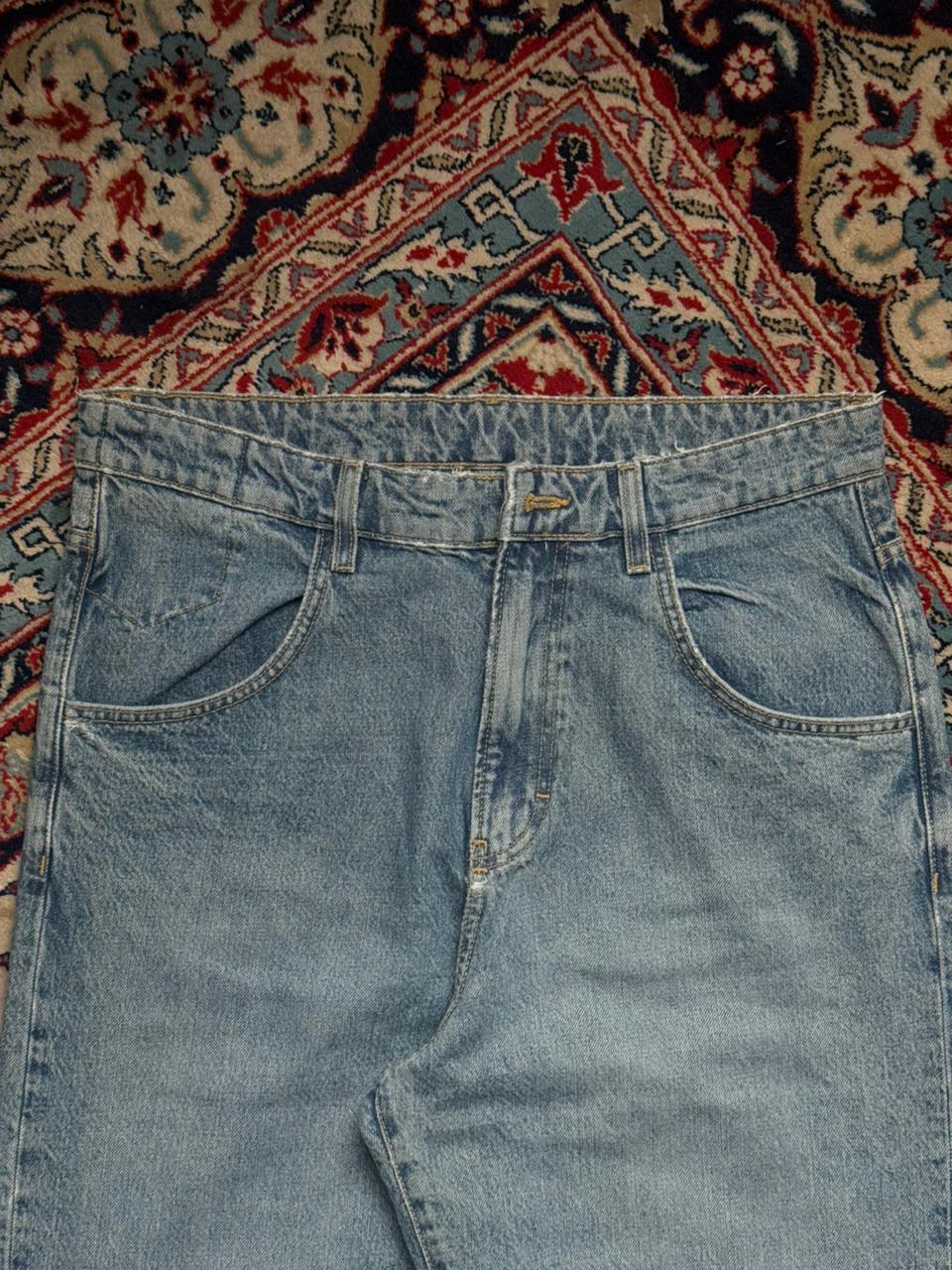 Vintage Light Washed BLUE Baggy Jeans - 32