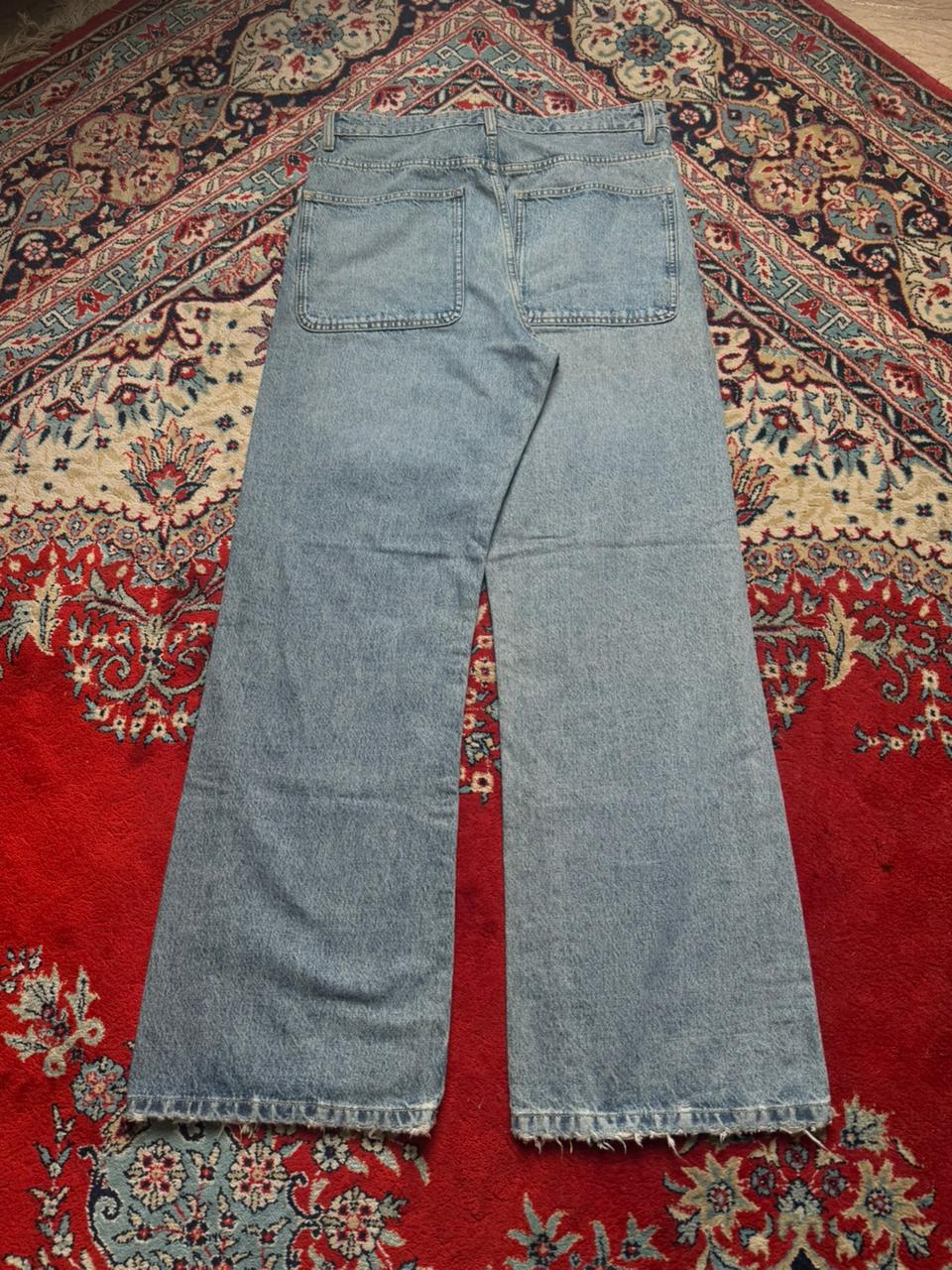 Vintage Light Washed BLUE Baggy Jeans - 32