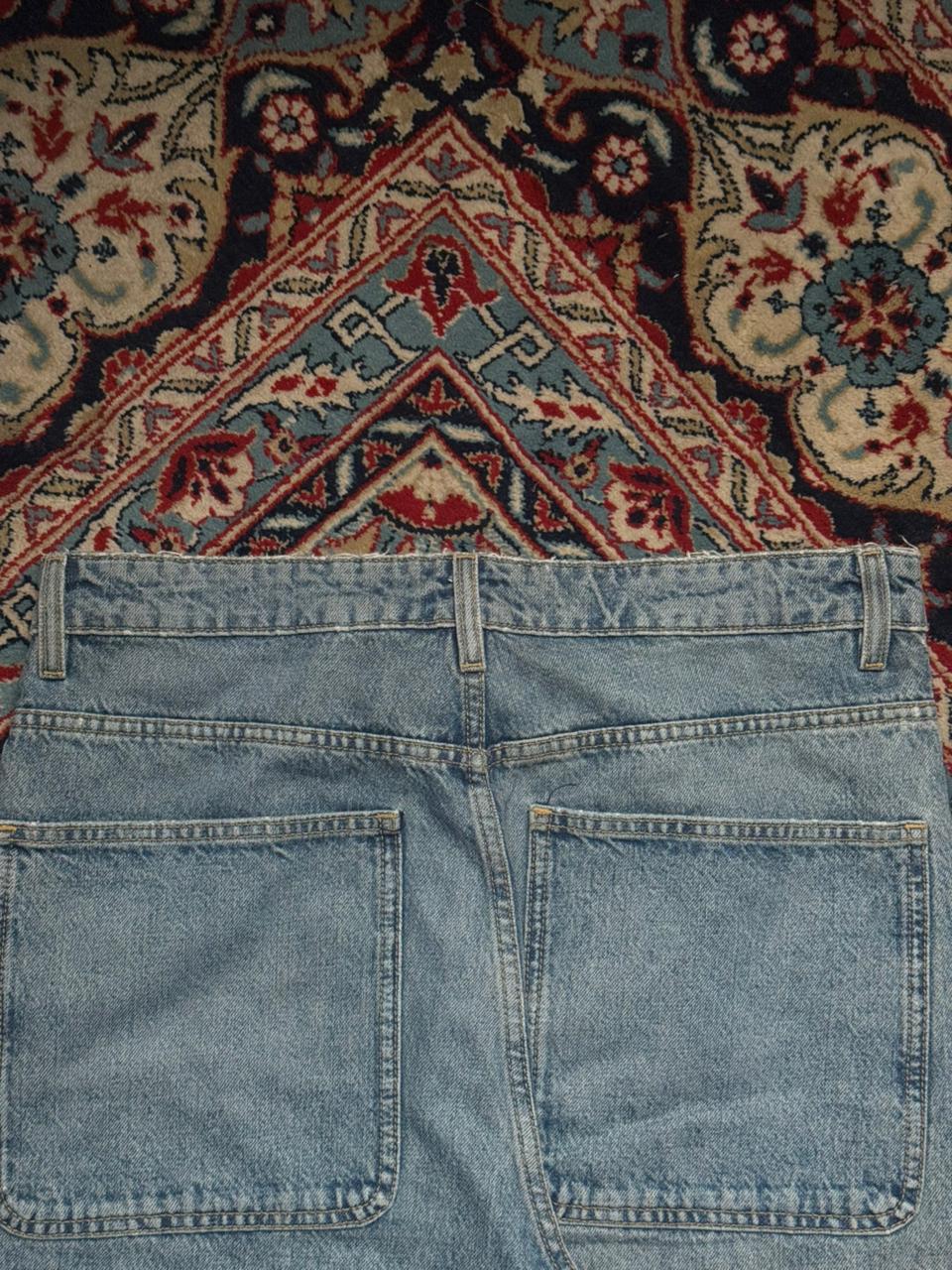 Vintage Light Washed BLUE Baggy Jeans - 32