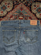 Levi's 751 Relaxed-Straight FIT Washed Blue Jeans - 36