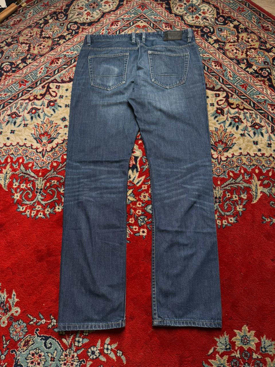 JEFF BANKS JEANS Straight FIT WASHED BLUE JEANS - 34