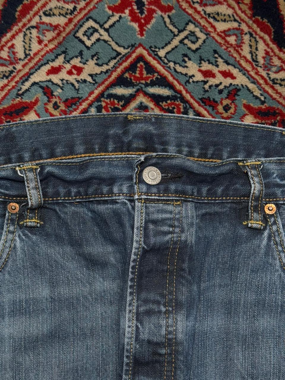 Vintage Levi's 501 Straight FIT Blue Jeans - 40