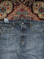 Vintage Levi's 501 Straight FIT Blue Jeans - 40