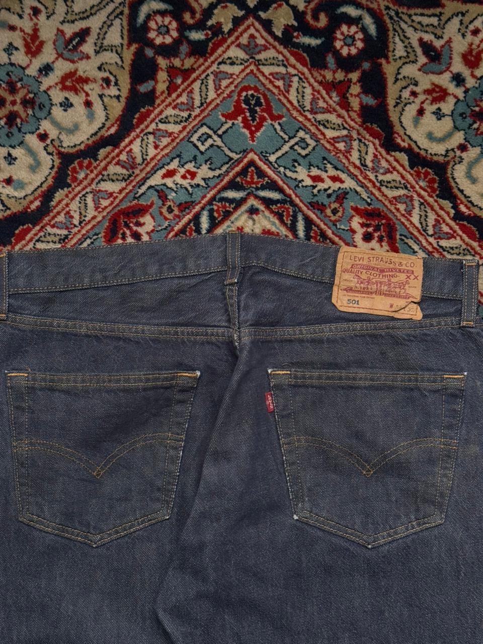 Levi's 501 Original Dark Wash Blue Denim Straight FIT Jeans - 32