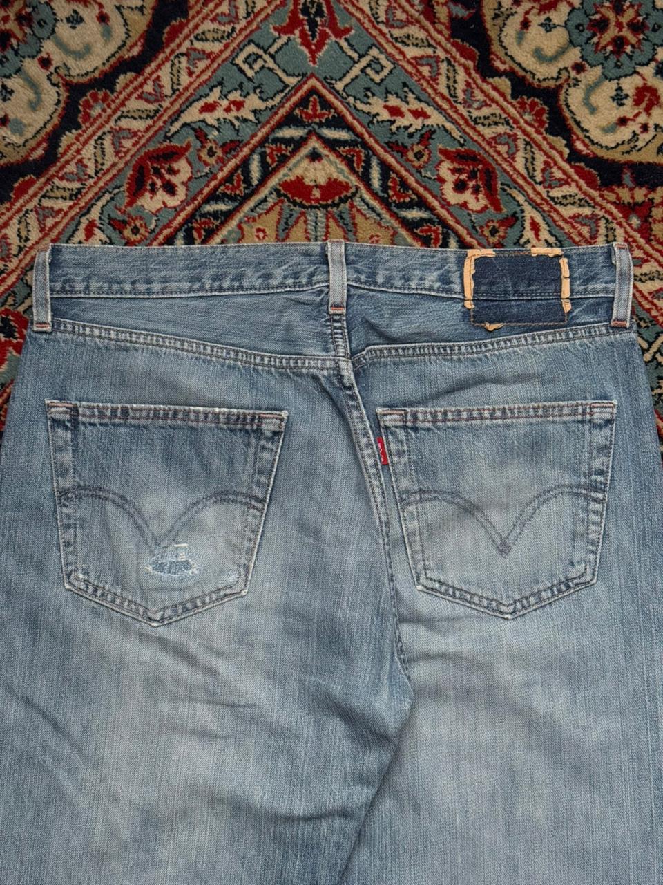 Levi's 501 STRAIGHT FIT light wash NON STRETCH jeans - 32