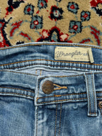 Wrangler Rugged Wear Light Washed Blue Straight FIT Jeans - 32