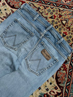 Wrangler Rugged Wear Light Washed Blue Straight FIT Jeans - 32