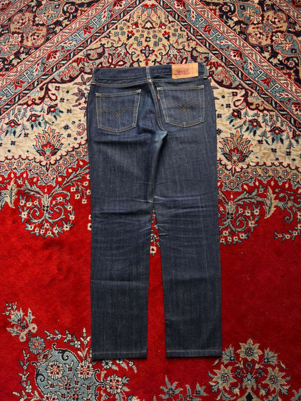 Levi's W521 JAPANESE MADE Dark Wash Indigo Selvedge Denim Straight-SLIM FIT Jeans - 28