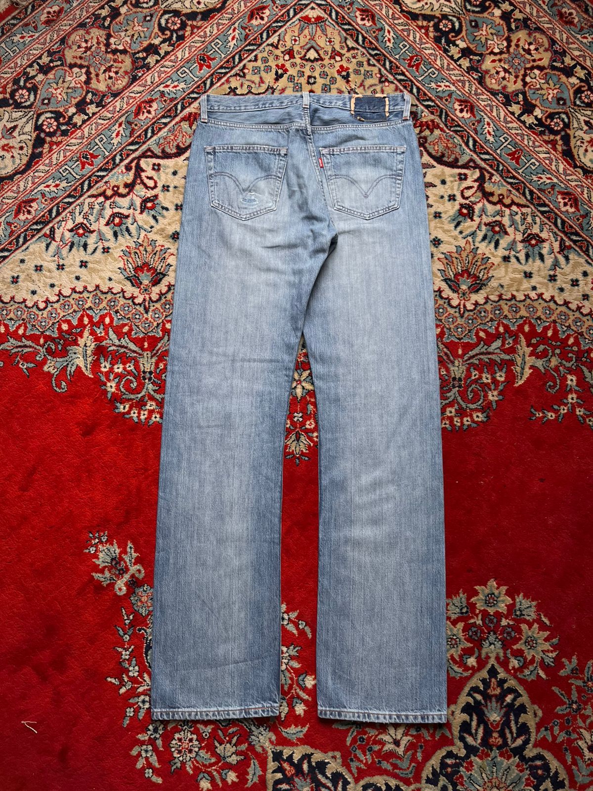 VINTAGE Levi’s 501 Original Fit Light Washed Blue Straight Fit Jeans - 32