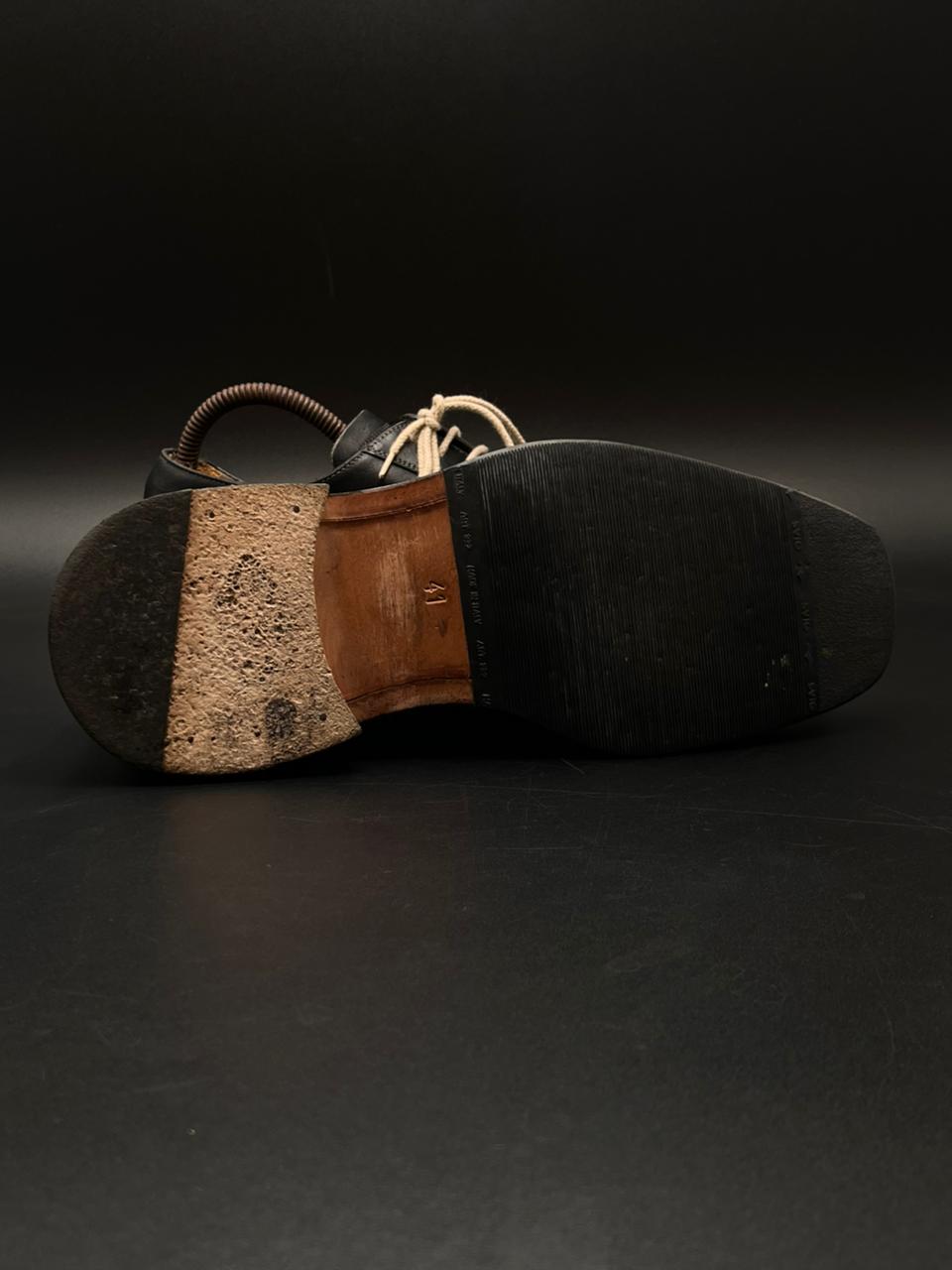 Gallery Black Leather Square Toe Derby Shoes