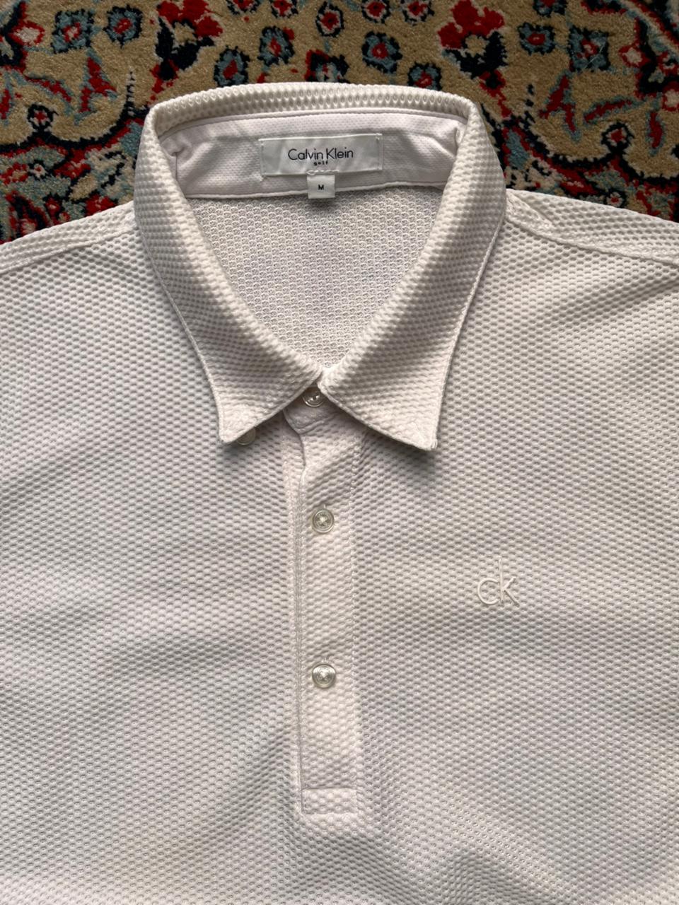 CALVIN KLEIN GOLF WHITE WAFFLE KNIT TEXTURED PERFORMANCE SKINNY FIT POLO TEE - M