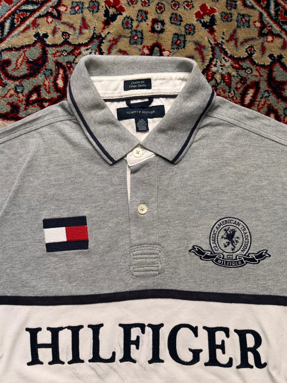 TOMMY HILFIGER CUSTOM FIT BIG LOGO CREST GREY PIQUE POLO TEE - L