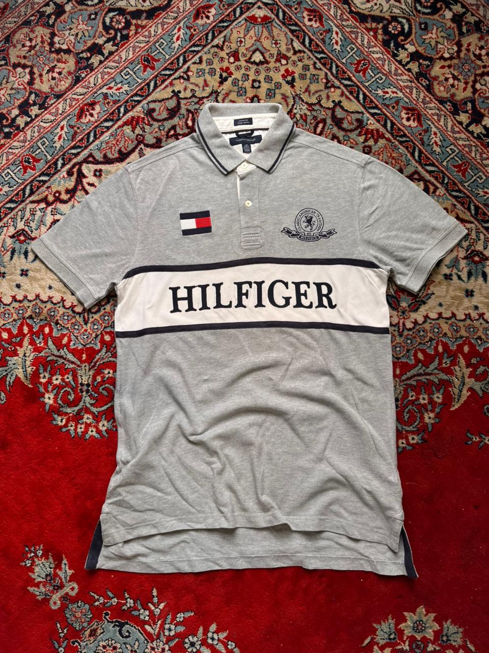 TOMMY HILFIGER CUSTOM FIT BIG LOGO CREST GREY PIQUE POLO TEE - L