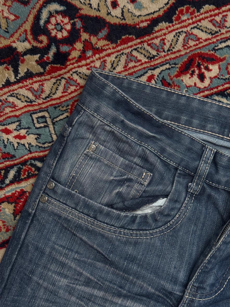 Vintage ATHLETIC CLUB WashED Distressed Hem Straight-BOOTCUT FIT Jeans - 34