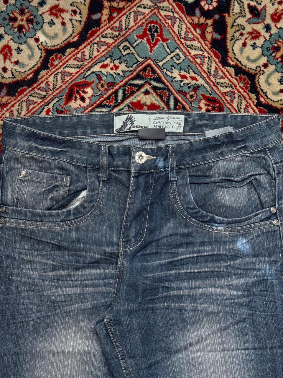 Vintage ATHLETIC CLUB WashED Distressed Hem Straight-BOOTCUT FIT Jeans - 34