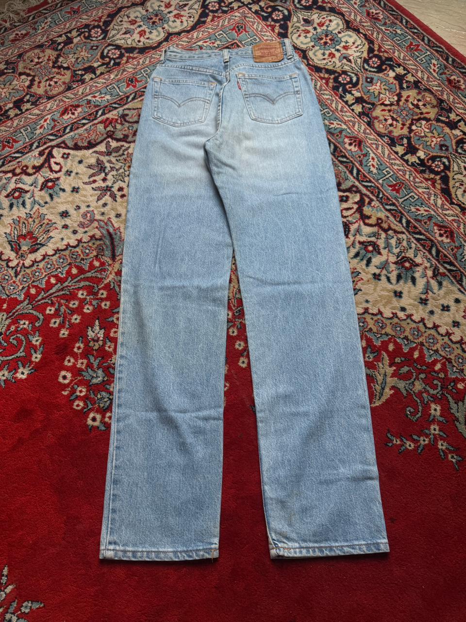 Vintage Levi's 515 High Waisted Light WashED Straight FIT Women Jeans - 24