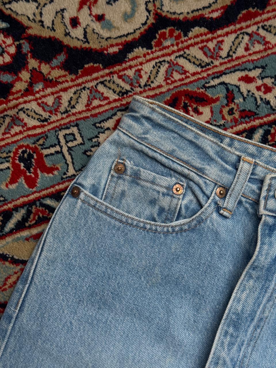 Vintage Levi's 515 High Waisted Light WashED Straight FIT Women Jeans - 24