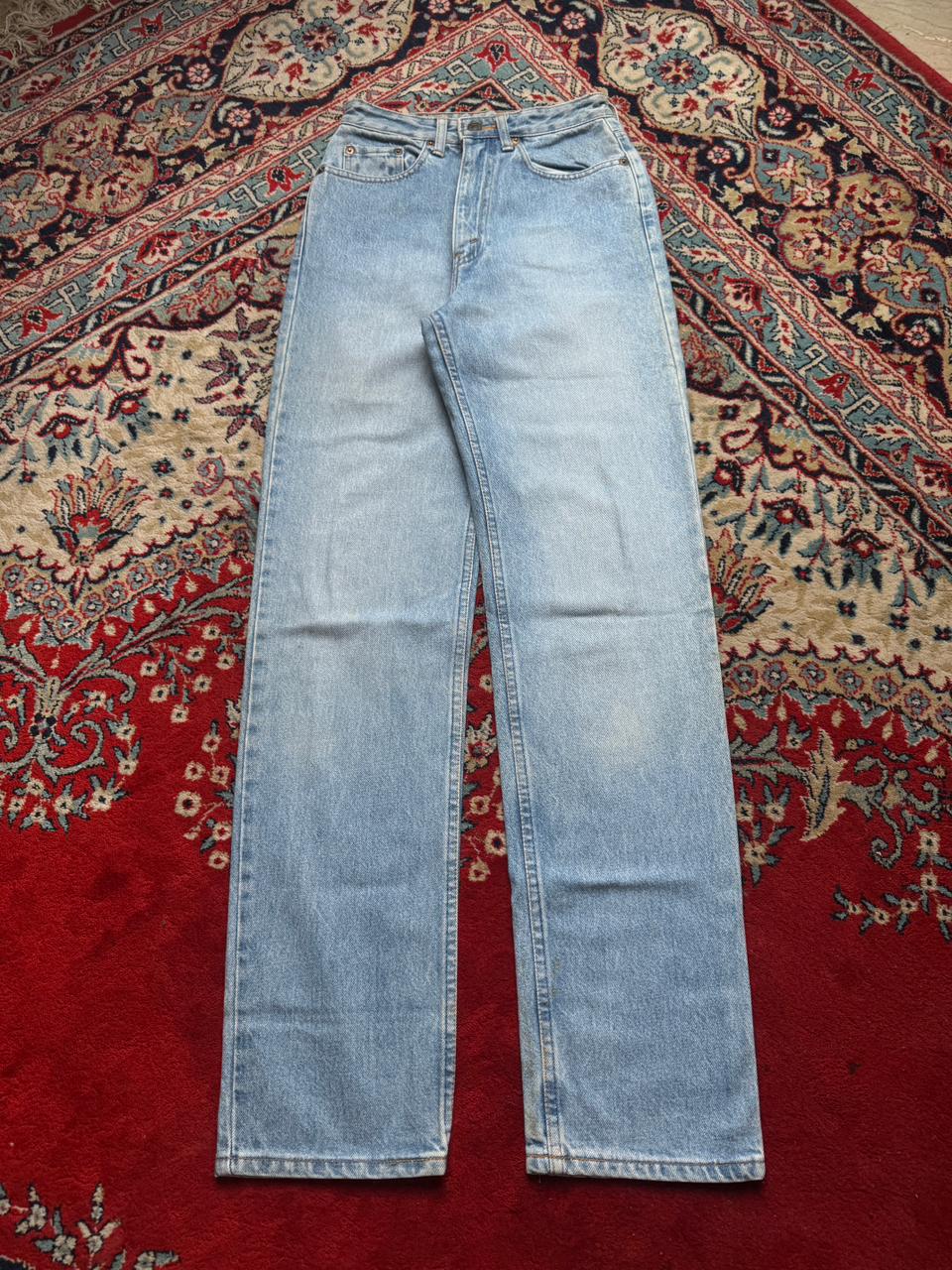 Vintage Levi's 515 High Waisted Light WashED Straight FIT Women Jeans - 24