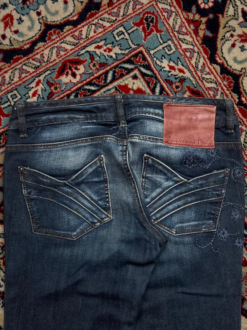 Vero Moda Jeanicious Dark Washed Floral Embroidered FLARED Women Jeans - 28