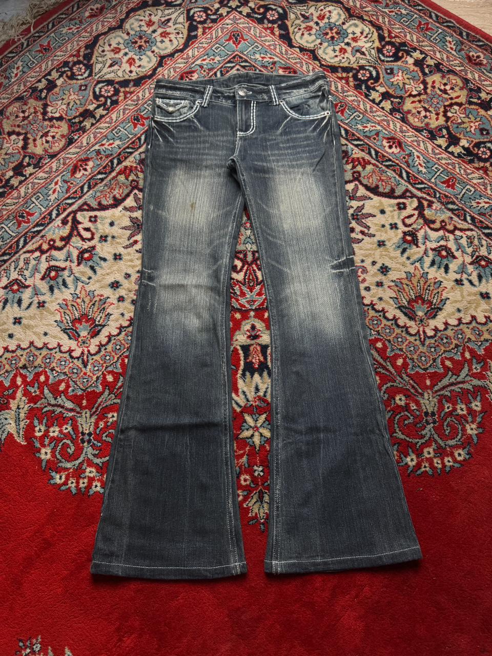 Back & Forth Thick Stitch Distressed Bootcut Jeans - 28