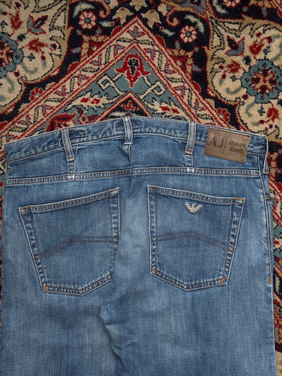 ARMANI JEANS LIGHT WASHED BLUE STRAIGHT FIT JEANS - 34