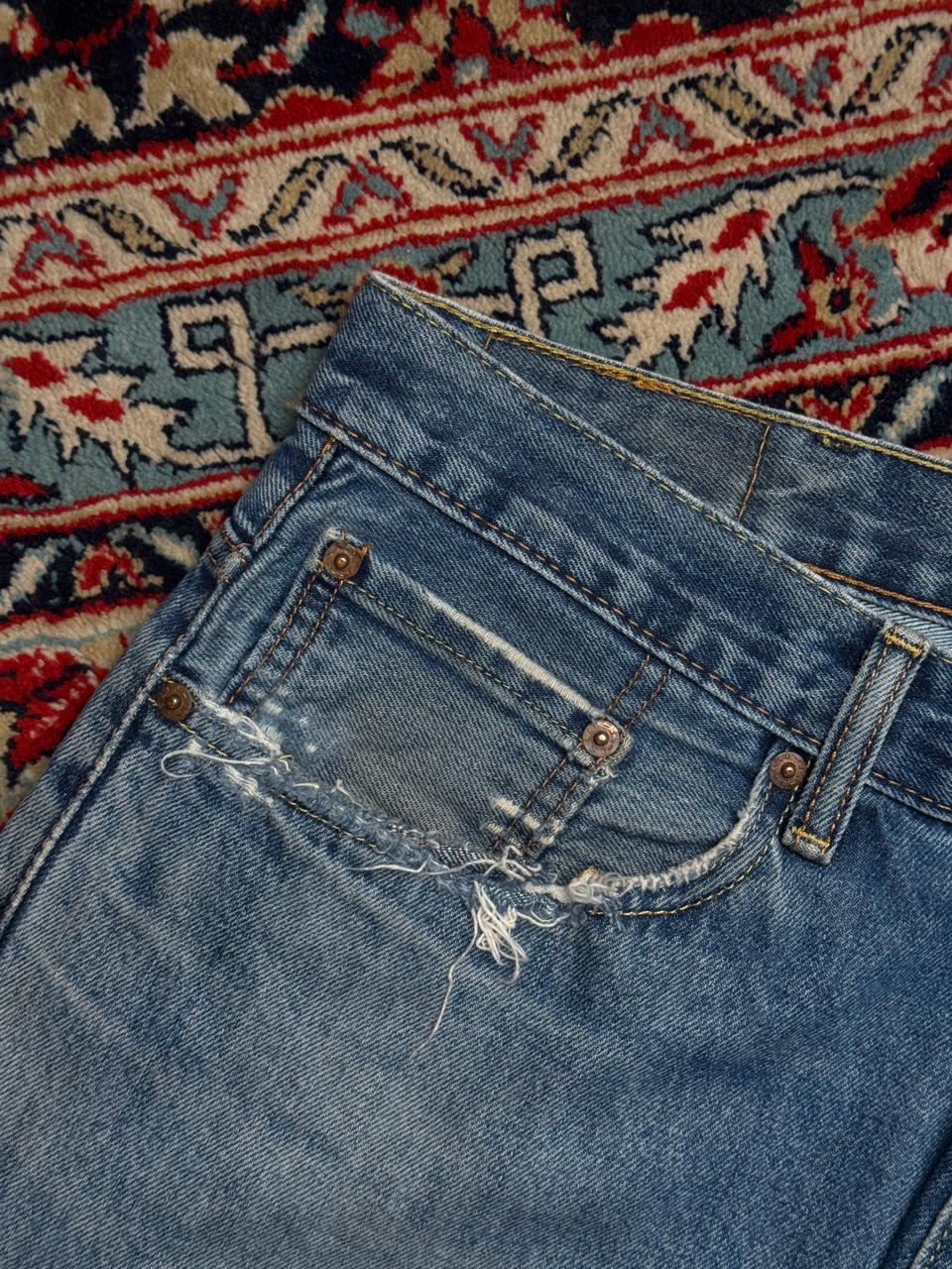 Levi’s 560 Comfort Fit Distressed Blue JEANS - 38