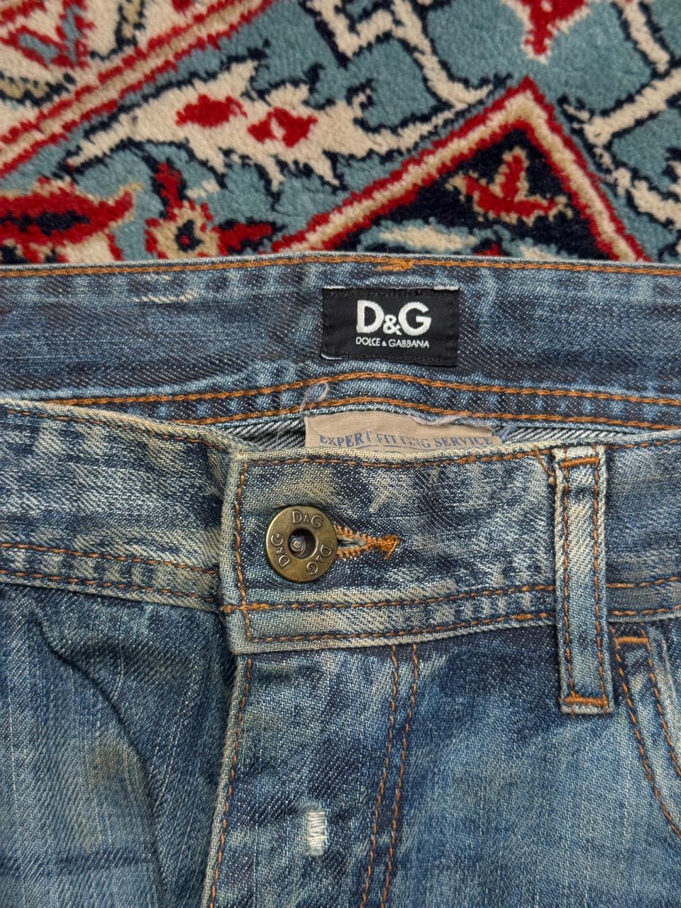 Vintage D&G Dolce & Gabbana Distressed Straight-BOOTCUT Fit Light Washed blue JEANS - 34