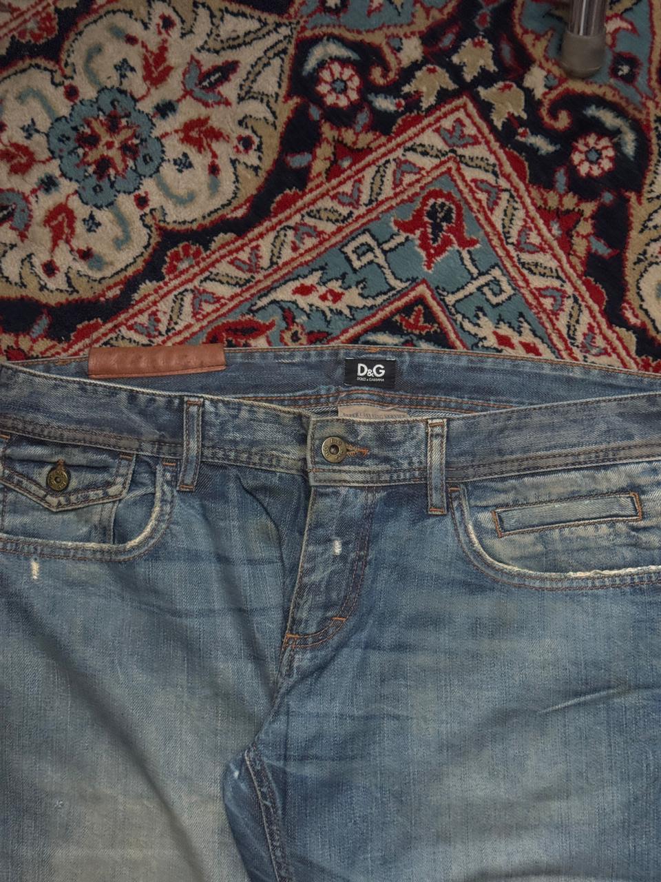 Vintage D&G Dolce & Gabbana Distressed Straight-BOOTCUT Fit Light Washed blue JEANS - 34