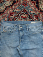 DIESEL LIV LIGHT WASH EMBROIDERED STRAIGHT FIT JEANS - 28